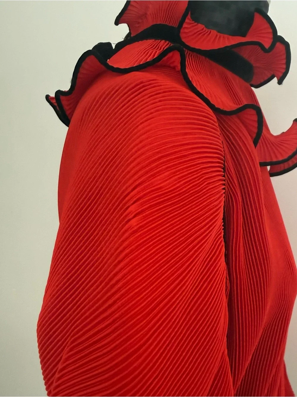 Tory Burch Pleated Ruffle Dress Runway Red 2 Convertible